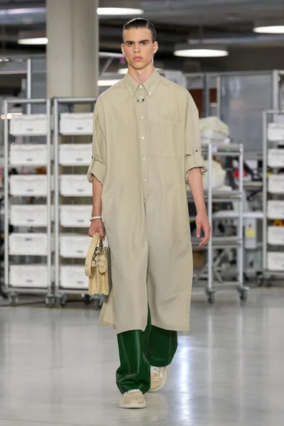 Look 41